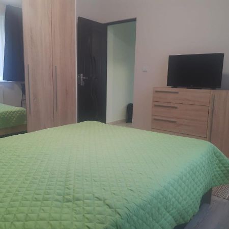 Zoldrebi Apartment Turda Esterno foto
