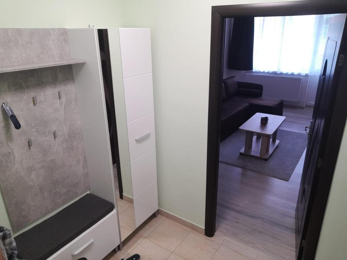 Zoldrebi Apartment Turda Esterno foto